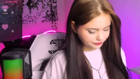 Snapshot of jenniferwandis77 chatting on December 2024 03:32:02 PM Jenni online show from December 2024 03:32:02 PM