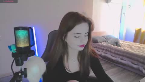 Jenni online show from April 2026 12:03:01 PM