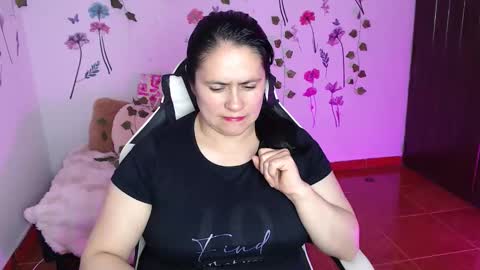 jenny__666 online show from November 2025 01:07:02 AM