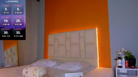 jenny__lawrence online show from June 2026 04:43:02 AM