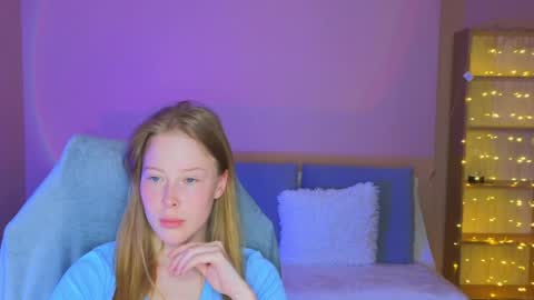 Snapshot of jenny_angelok chatting on May 2026 03:31:02 PM Next broadcast on December 05 subject to change online show from May 2026 03:31:02 PM