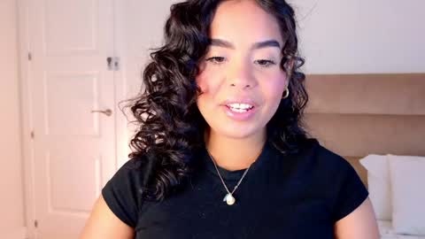 Jenny Roberts online show from May 2026 06:39:01 PM