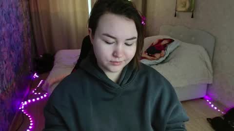 Jenny online show from March 2026 04:18:01 AM