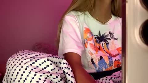 Snapshot of jennymylove69 chatting on September 2025 02:20:01 PM My LOLITA online show from September 2025 02:20:01 PM