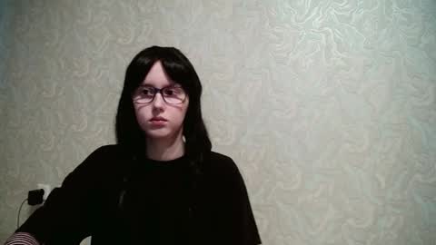 JennyOlset online show from September 2025 01:03:01 PM