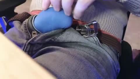 Machine  Sperme  online show from February 2025 08:45:01 PM