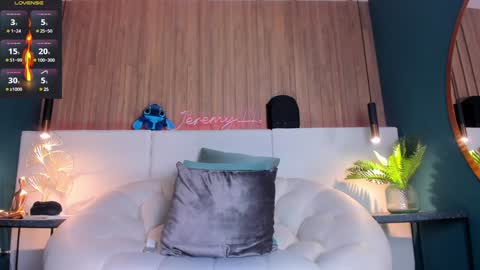 Jeremy online show from January 2025 01:03:01 AM