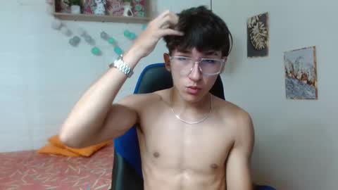 Snapshot of jeremy_job chatting on December 2025 12:09:01 PM Jeremy online show from December 2025 12:09:01 PM