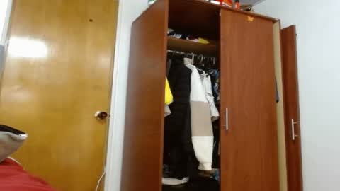 jeremy jones1 online show from April 2026 04:45:01 PM