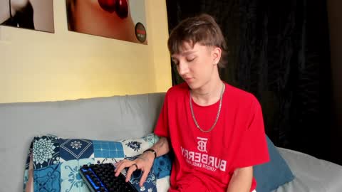 jero independent model online show from January 2025 08:24:01 AM