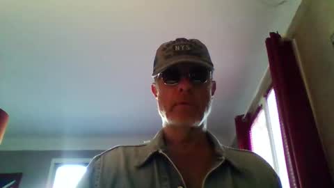 jerflor online show from April 2026 05:19:02 PM