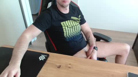 Snapshot of jerklove1006 chatting on March 2026 04:12:01 PM Boy likes daddies online show from March 2026 04:12:01 PM