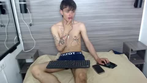 Jerom xx online show from October 2025 08:40:02 PM