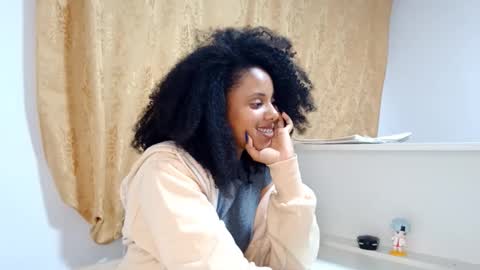 Bella online show from February 2026 11:02:02 PM