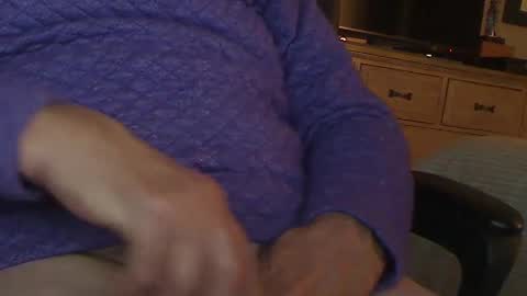 jerryb19027 online show from January 2025 09:41:01 PM