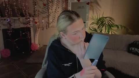 jes_solar online show from February 2026 10:33:01 PM