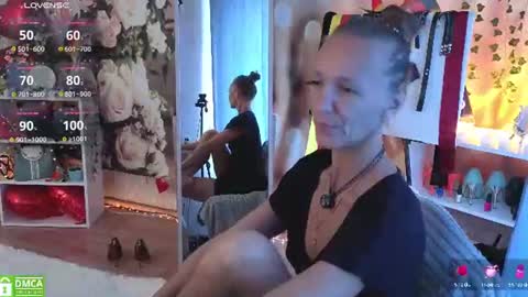 jesica_moon_peachyy online show from June 2026 05:02:02 AM