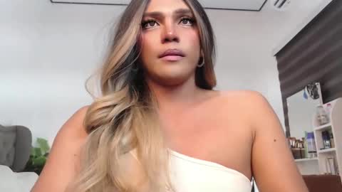 Snapshot of jesie_hot69 chatting on February 2025 09:09:01 PM jesie_hot69 online show from February 2025 09:09:01 PM