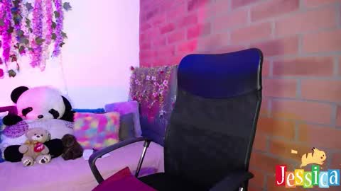 Snapshot of jesiica_bunny chatting on November 2025 09:37:02 PM Jessi online show from November 2025 09:37:02 PM