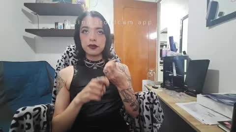 jesissy42 online show from May 2026 10:48:01 PM