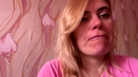 JeslyNomert online show from October 2025 11:42:02 AM