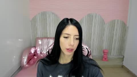 Jess online show from December 2024 03:10:02 PM