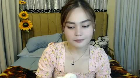 Snapshot of jess_goddes chatting on June 2026 01:04:02 PM jess_goddes online show from June 2026 01:04:02 PM