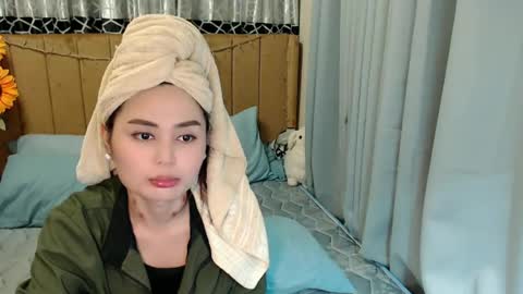 Snapshot of jess_goddes chatting on July 2026 10:29:01 AM jess_goddes online show from July 2026 10:29:01 AM