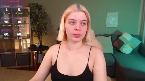 Snapshot of jess_marais chatting on September 2025 07:44:02 AM Jess online show from September 2025 07:44:02 AM