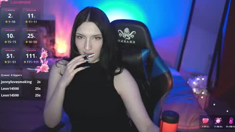 Snapshot of jessa__smith chatting on February 2025 05:26:02 PM hello my name is Hanna online show from February 2025 05:26:02 PM