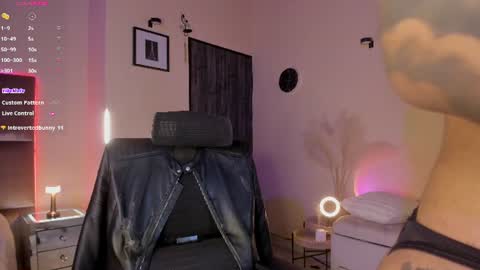 itsjesscollen online show from July 2026 05:33:02 AM