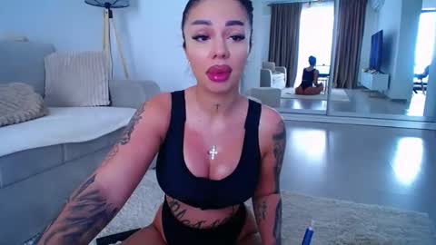 Jess online show from May 2026 09:25:01 AM