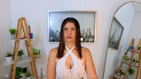 Snapshot of jessey_adams chatting on February 2026 10:45:02 AM bella adams online show from February 2026 10:45:02 AM