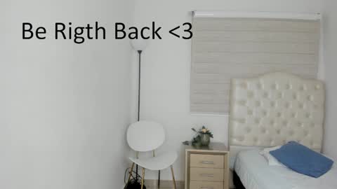 Jess online show from October 2025 07:47:02 PM