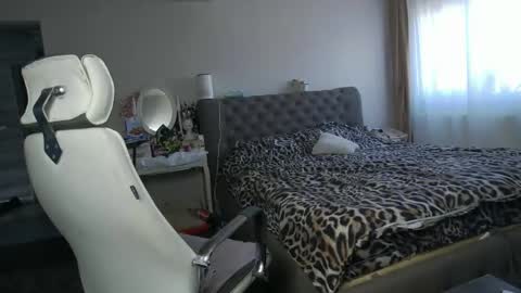 Snapshot of jessica19955 chatting on December 2025 12:03:02 PM Maria online show from December 2025 12:03:02 PM