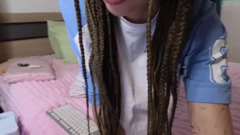 Jessy online show from December 2025 04:08:01 AM