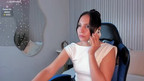 jessica_taylor_22 online show from April 2026 07:36:01 PM