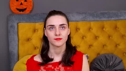 Jessica White online show from December 2025 05:04:02 AM