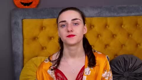 Jessica White online show from December 2025 04:43:01 AM