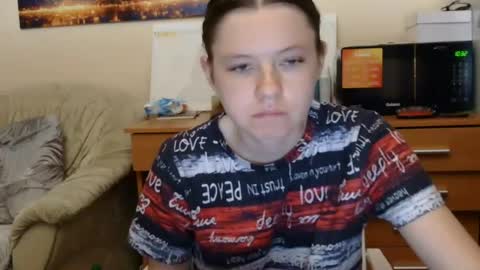 Snapshot of jessicaholland1 chatting on June 2026 06:51:02 PM jessicaholland1 online show from June 2026 06:51:02 PM