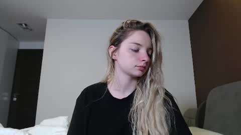 Snapshot of jessicahwinters chatting on June 2026 02:21:02 AM Jessica online show from June 2026 02:21:02 AM