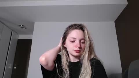 Snapshot of jessicahwinters chatting on June 2026 11:42:01 PM Jessica online show from June 2026 11:42:01 PM