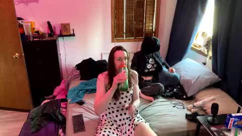 Jessica Starla online show from June 2026 10:59:01 PM