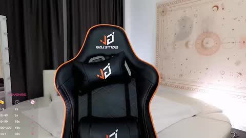 jessie_johns online show from October 2025 03:35:02 PM