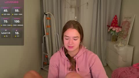 Jessi online show from November 2025 01:56:02 PM