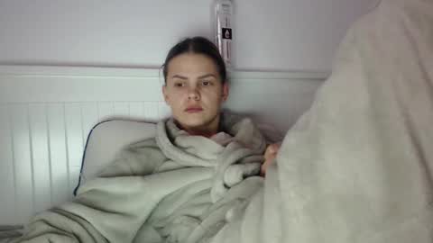 jessieryan online show from October 2025 03:40:01 AM