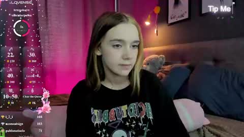 Snapshot of jessiexxiv chatting on July 2026 10:39:01 AM Jessie online show from July 2026 10:39:01 AM