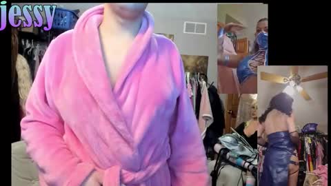 Snapshot of jessyboi0504 chatting on February 2026 11:37:02 AM seductress Cyber Succubus online show from February 2026 11:37:02 AM