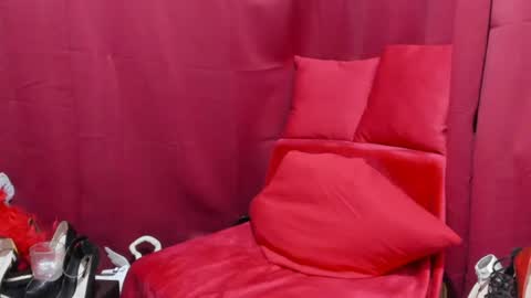 Jessy online show from March 2026 02:42:01 PM