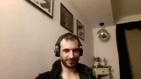 Snapshot of jestersquid19 chatting on July 2026 09:28:02 PM jestersquid19 online show from July 2026 09:28:02 PM
